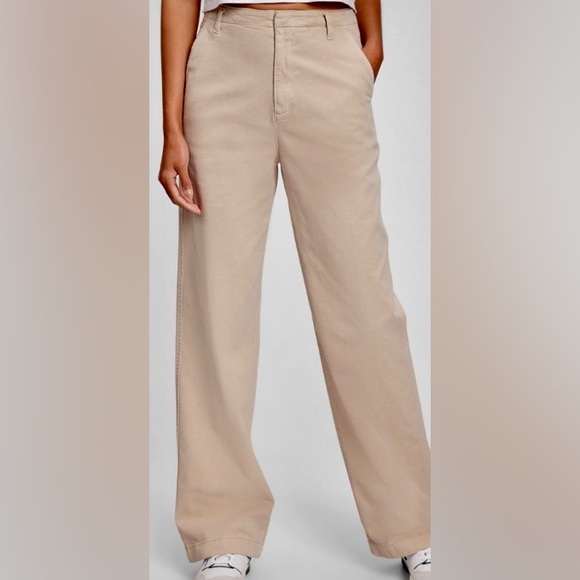 Gap Loose Khakis with Washwell, Moonstone color. Great school uniform pants - Picture 3 of 3